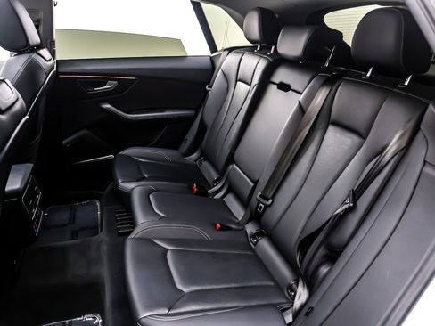 Used 2023 Audi Q8 Premium Plus w/ Premium Plus Package image 8