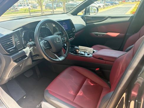 Used 2025 Lexus NX 250 FWD w/ Accessory Package (Z1) image 5