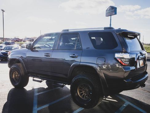 Used 2022 Toyota 4Runner SR5 Premium image 35