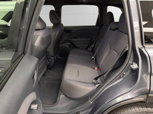 Used 2025 Subaru Forester Premium AWD/4WD image 13