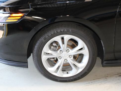 Used 2023 Honda Accord LX image 4