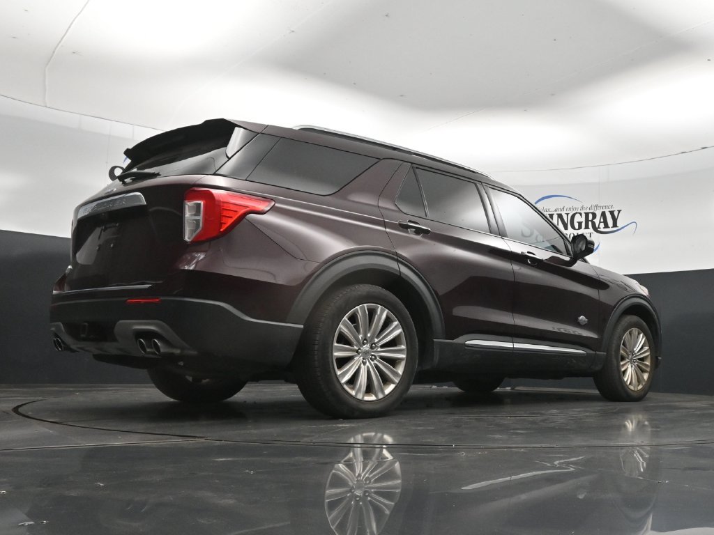 Used 2022 Ford Explorer King Ranch w/ Premium Technology Package RWD image 32