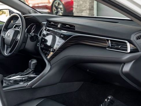 Used 2018 Toyota Camry XLE w/ Audio Package image 33