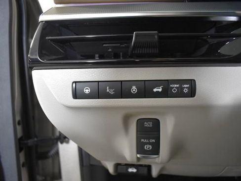 Certified 2025 Nissan Murano Platinum AWD/4WD image 14
