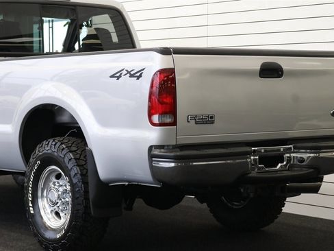 Used 2003 Ford F250 XLT image 49