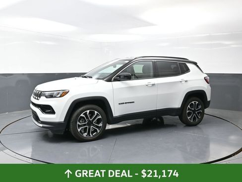 Used 2024 Jeep Compass Limited image 10