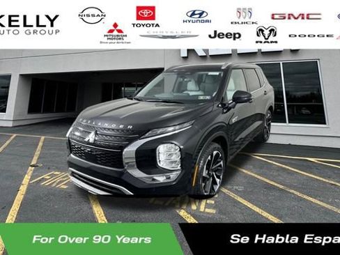 Used 2025 Mitsubishi Outlander 4WD Plug-In Hybrid image 1