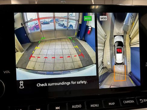 Used 2023 Nissan Rogue SL w/ SL Premium Package image 20