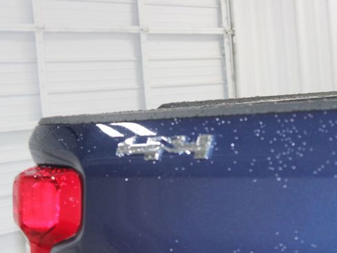 Used 2023 Chevrolet Silverado 1500 LTZ AWD/4WD image 13