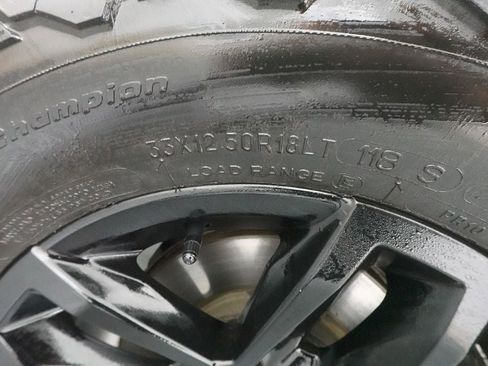 Used 2020 Chevrolet Silverado 1500 LT Trail Boss image 37