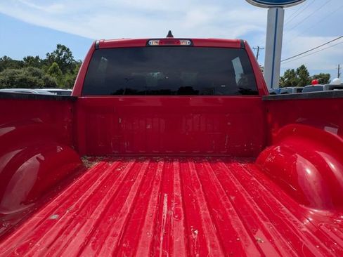 Used 2024 RAM 1500 Laramie AWD/4WD image 30