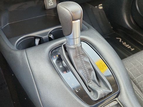 Used 2023 Honda HR-V LX image 14