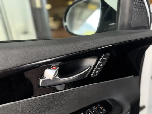 Used 2019 Kia Sorento SX w/ SX Touring Package AWD/4WD image 26