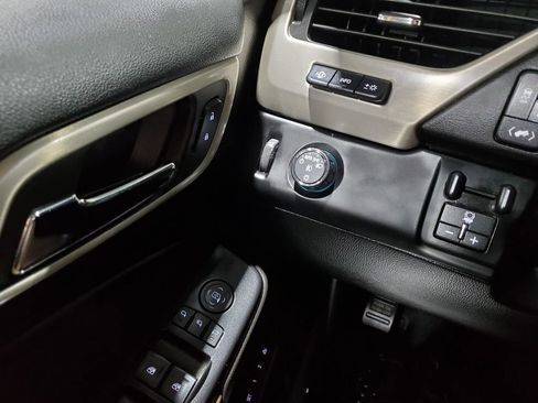 Used 2018 GMC Yukon Denali w/ Open Road Package RWD image 47