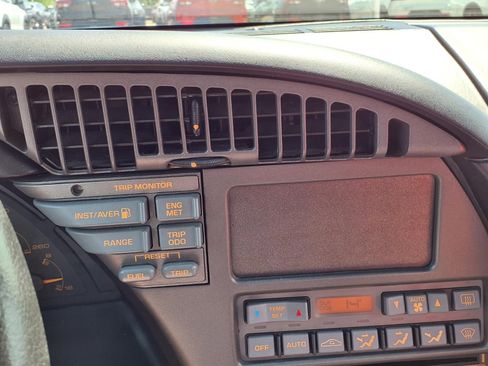 Used 1991 Chevrolet Corvette ZR-1 RWD image 22