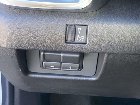 New 2026 GMC Canyon Elevation w/ Convenience Package image 25