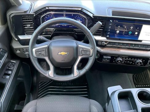 Certified 2025 Chevrolet Silverado 1500 LT w/ Texas Edition Plus image 5