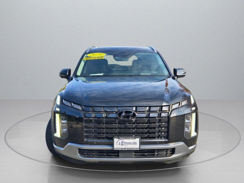 Certified 2024 Hyundai Palisade Limited image 2