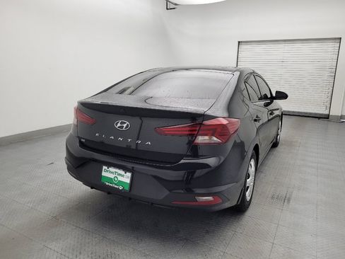 Used 2019 Hyundai Elantra SE w/ Cargo Package FWD image 7