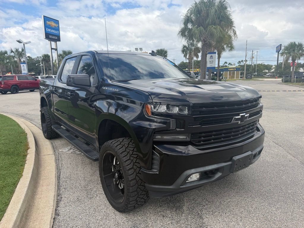 Used 2019 Chevrolet Silverado 1500 RST w/ All-Star Edition AWD/4WD image 2