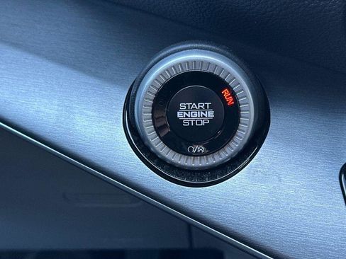 New 2026 Jeep Grand Wagoneer L 2WD image 23