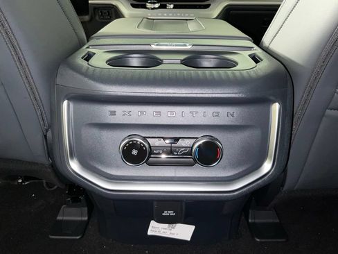 New 2027 Ford Expedition Active RWD image 18