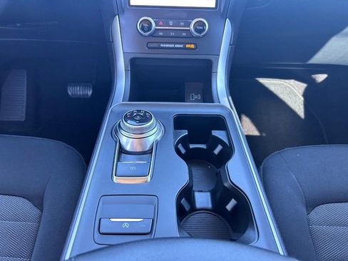 Used 2023 Ford Edge SE image 15