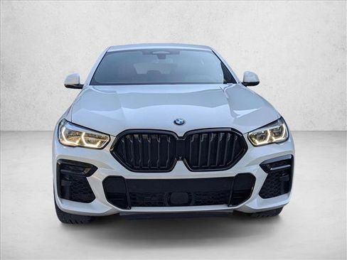 Used 2022 BMW X6 xDrive40i w/ Executive Package image 2