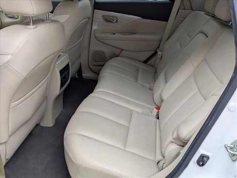 Used 2017 Nissan Murano SL image 19