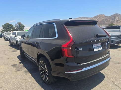Used 2025 Volvo XC90 B6 Plus w/ Protection Package Premier AWD/4WD image 4