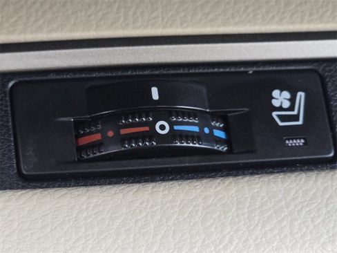 Used 2016 Lexus ES 350 image 4