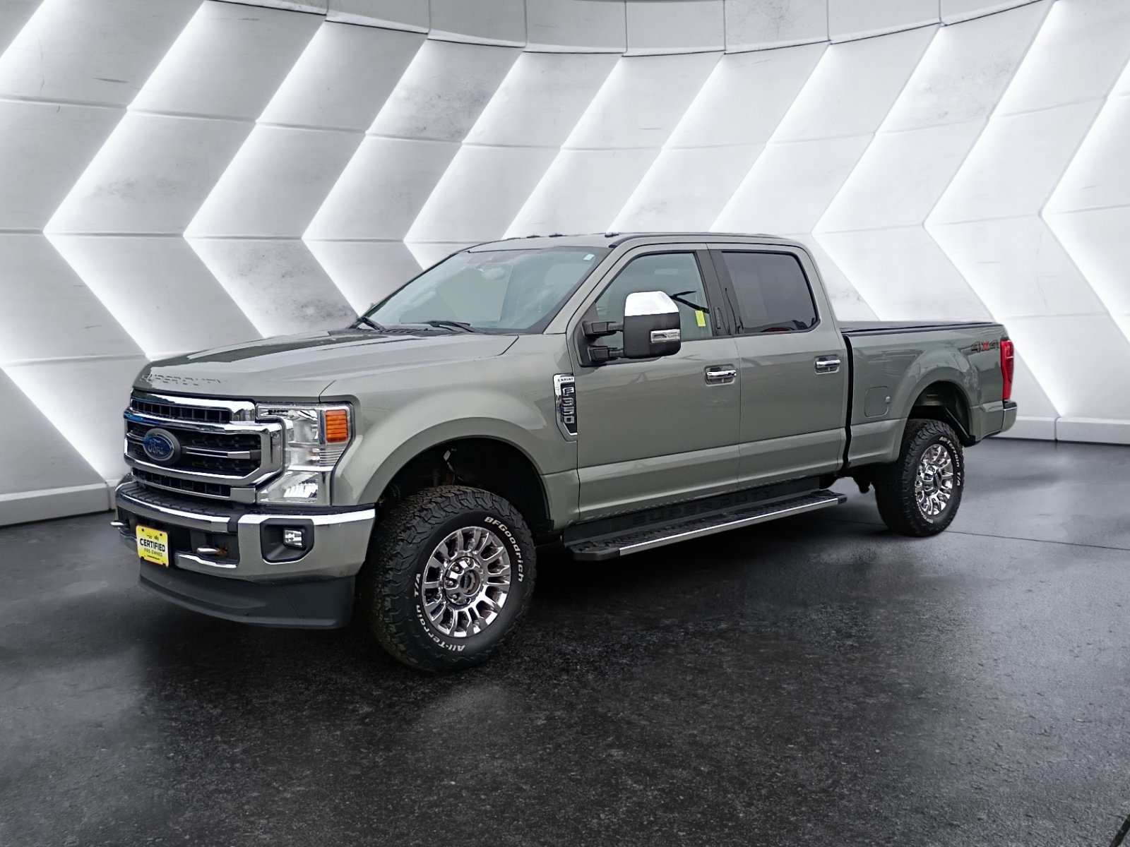 Used 2020 Ford F350 Lariat w/ Lariat Ultimate Package AWD/4WD image 2