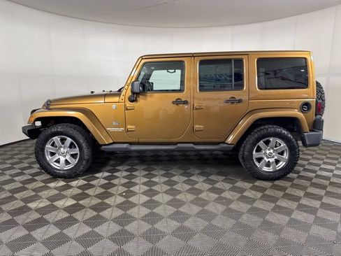 Used 2011 Jeep Wrangler Unlimited 70th Anniversary w/ Dual Top Group AWD/4WD image 7