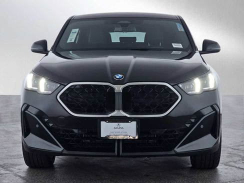 Used 2025 BMW X2 xDrive28i image 8