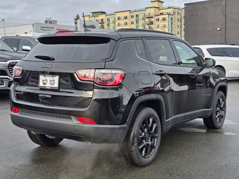 New 2026 Jeep Compass Latitude image 8