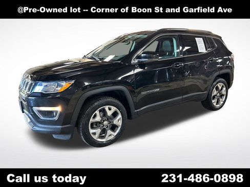Used 2019 Jeep Compass Limited w/ Safety & Security Group AWD/4WD image 1