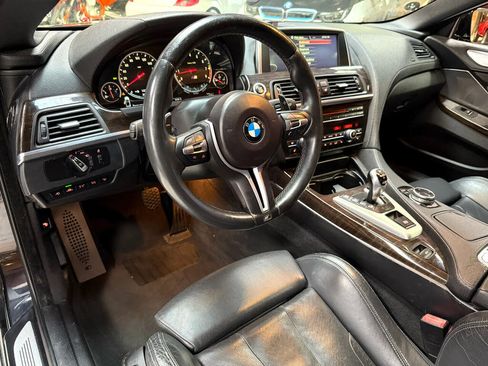 Used 2015 BMW M6 Convertible RWD image 15