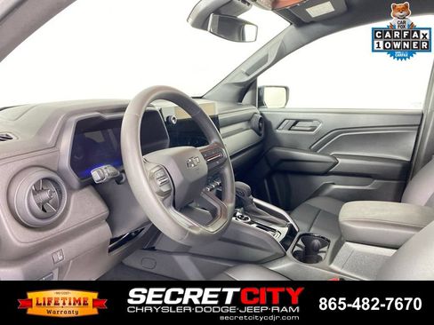Used 2024 Chevrolet Colorado Trail Boss w/ Advanced Trailering Package AWD/4WD image 11