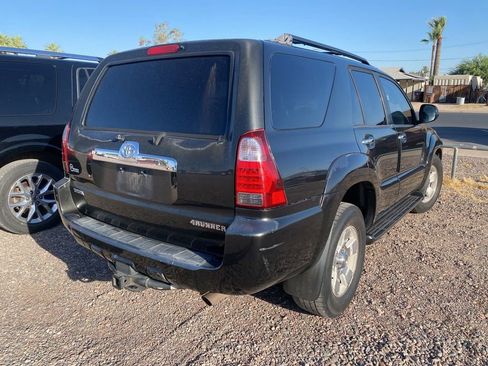 Used 2007 Toyota 4Runner SR5 RWD image 4