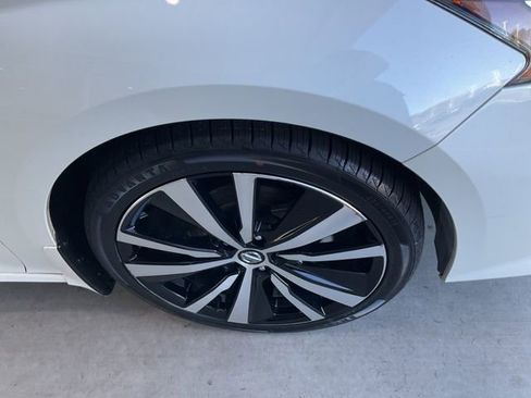Used 2022 Nissan Altima 2.5 SR image 28
