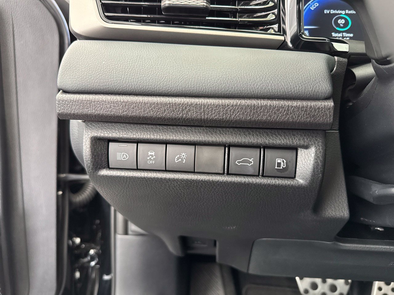 Certified 2026 Toyota Camry XSE FWD image 32