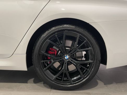 Certified 2023 BMW 530i xDrive w/ M Sport Package AWD/4WD image 8