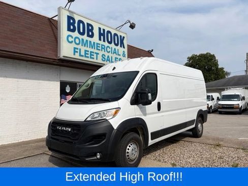 Used 2025 RAM ProMaster 3500 w/ Convenience Group FWD image 1