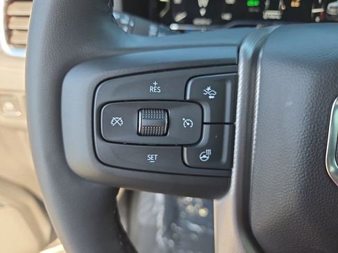 Used 2023 GMC Yukon Denali AWD/4WD image 19
