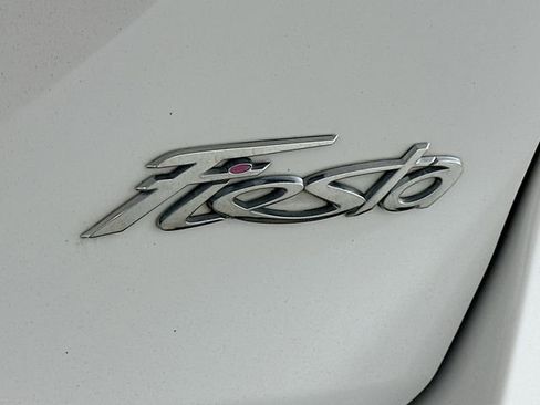 Used 2017 Ford Fiesta S image 24