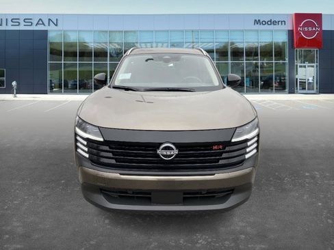 New 2026 Nissan Kicks SR w/ SR Premium Package image 2