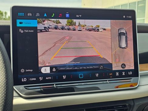 Certified 2025 Volkswagen Tiguan SEL R-Line AWD/4WD image 19
