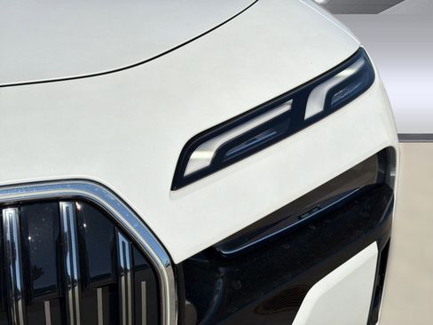 New 2026 BMW 740i image 11