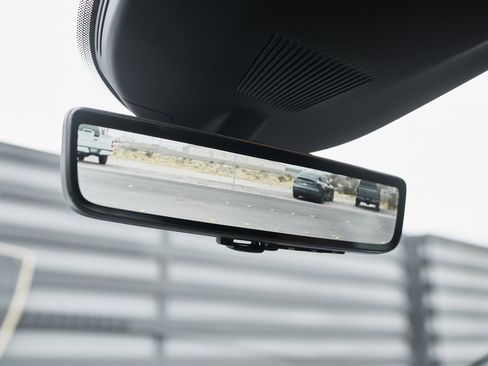 Used 2025 Ferrari Purosangue image 86