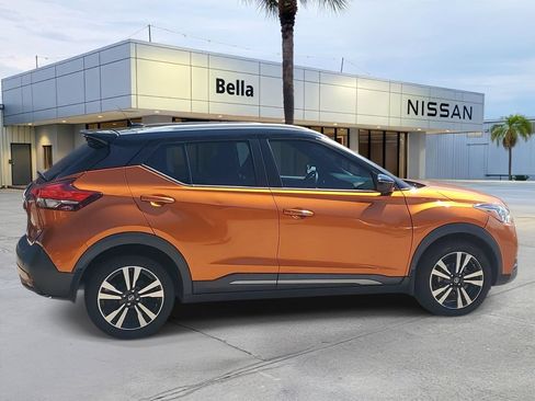 Used 2019 Nissan Kicks SR w/ Exterior Electronics Package FWD image 7